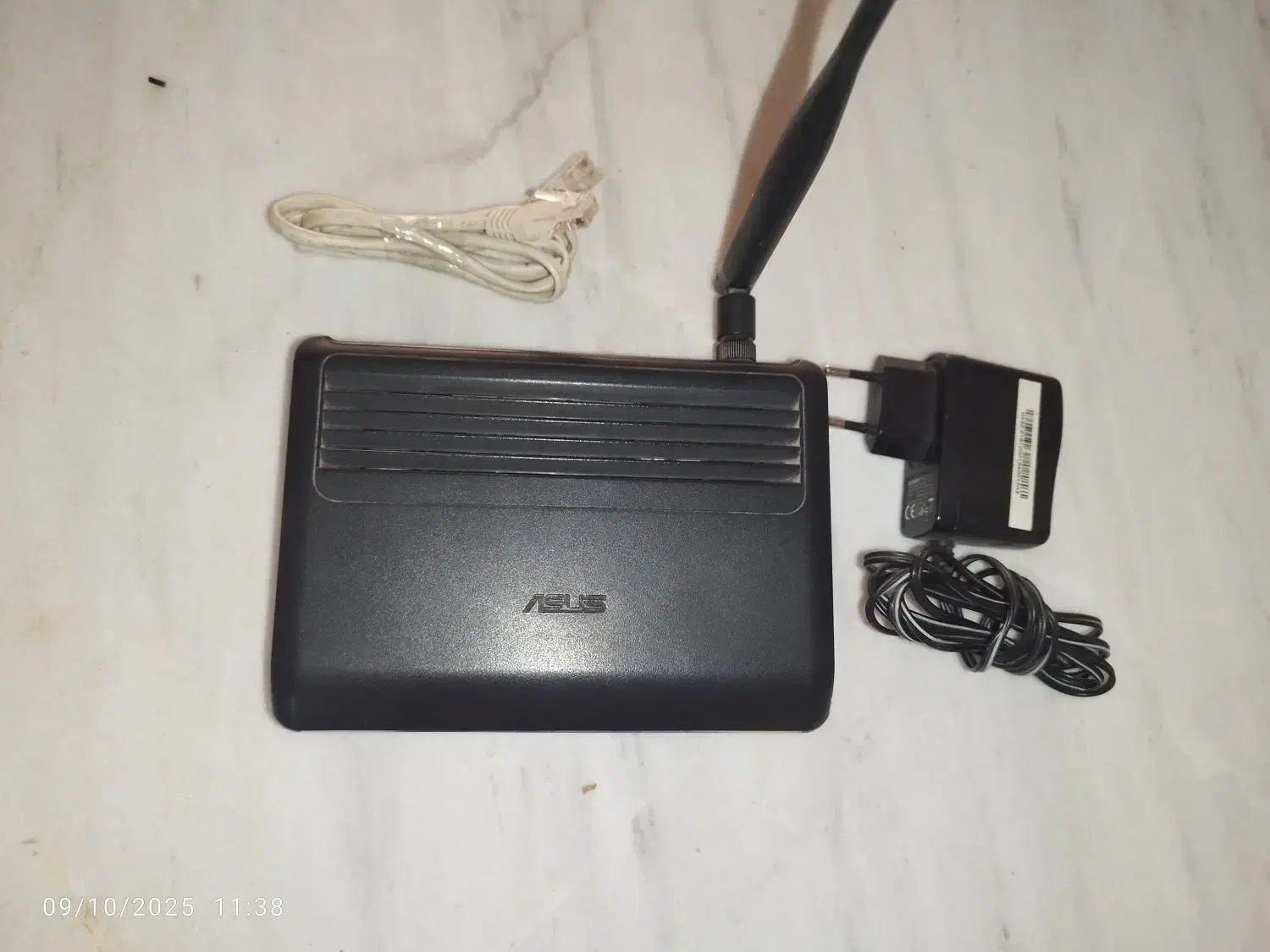 مودم Adsl وای فای  چهار پورت برند Asus|مودم و تجهیزات شبکه|اصفهان, ملک‌شهر|دیوار
