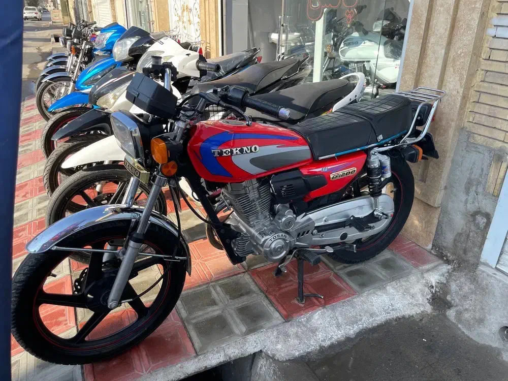 موتور|موتورسیکلت|نیشابور, گنبد سبز|دیوار