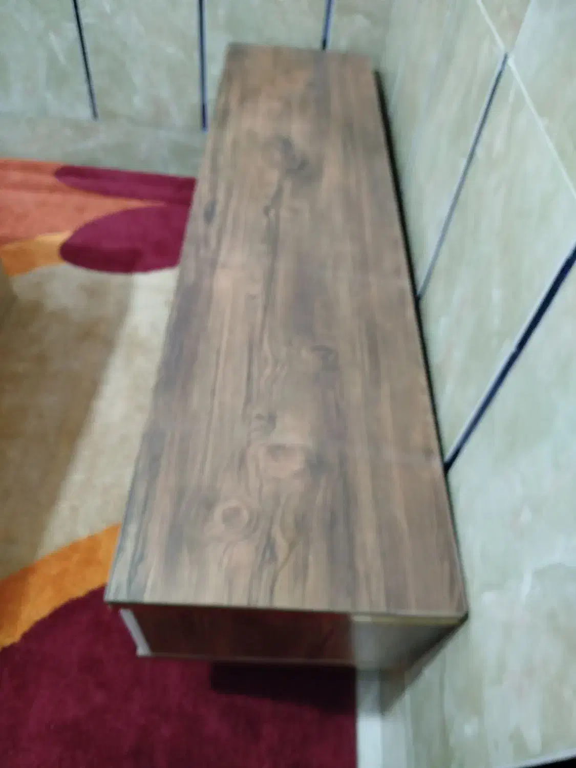 زیرتلویزون سالم نو بدون مشکل. ساعت دیوار شیک سالم|میز تلویزیون|یاسوج, |دیوار