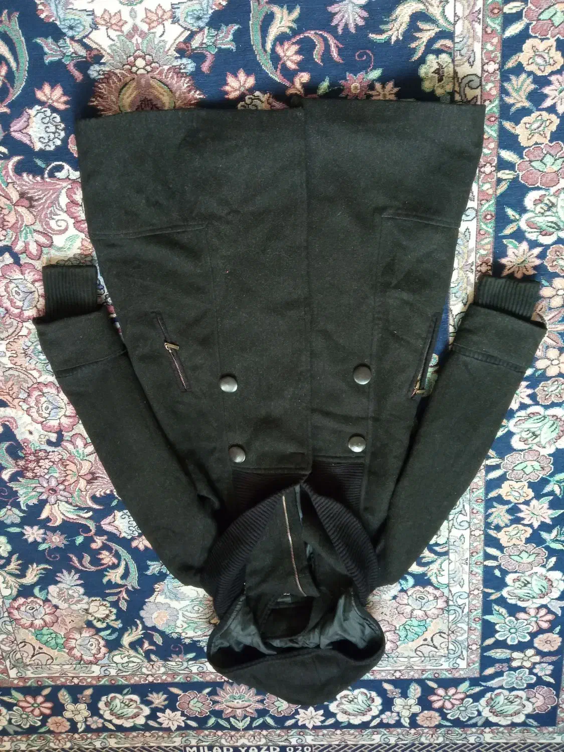 پالتو|لباس|بومهن, |دیوار