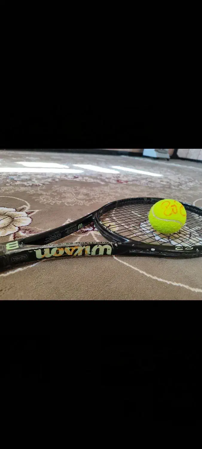 راکت توپ امضا شده توسط فدرر|ورزشهای توپی|لواسان, |دیوار