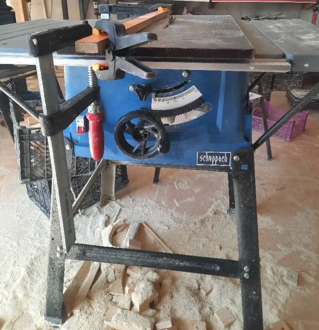 اره میزی|ابزارآلات|شاهین‌شهر, شهرک ردانی پور|دیوار