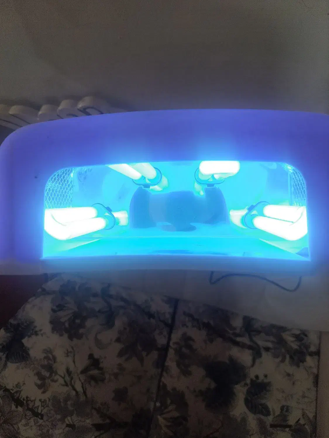 اتومو و دستگاه یووی|آرایشی، بهداشتی، درمانی|کرج, حصارک بالا|دیوار