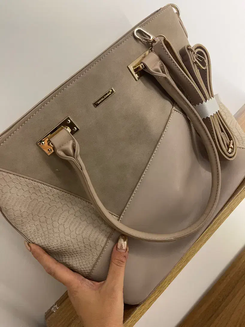 کیف دیوید جونز اصل|کیف، کفش، کمربند|پرند, فاز ۳|دیوار