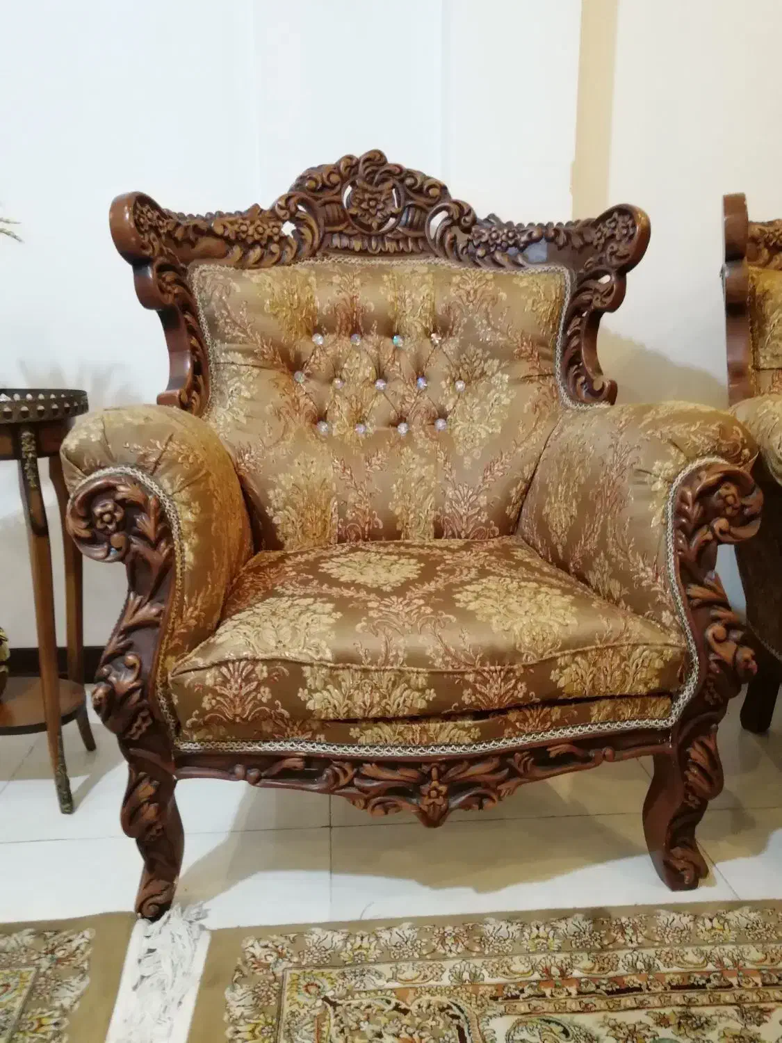 مبلمان سلطنتی|مبلمان خانگی و میز عسلی|شیراز, بریجستون|دیوار