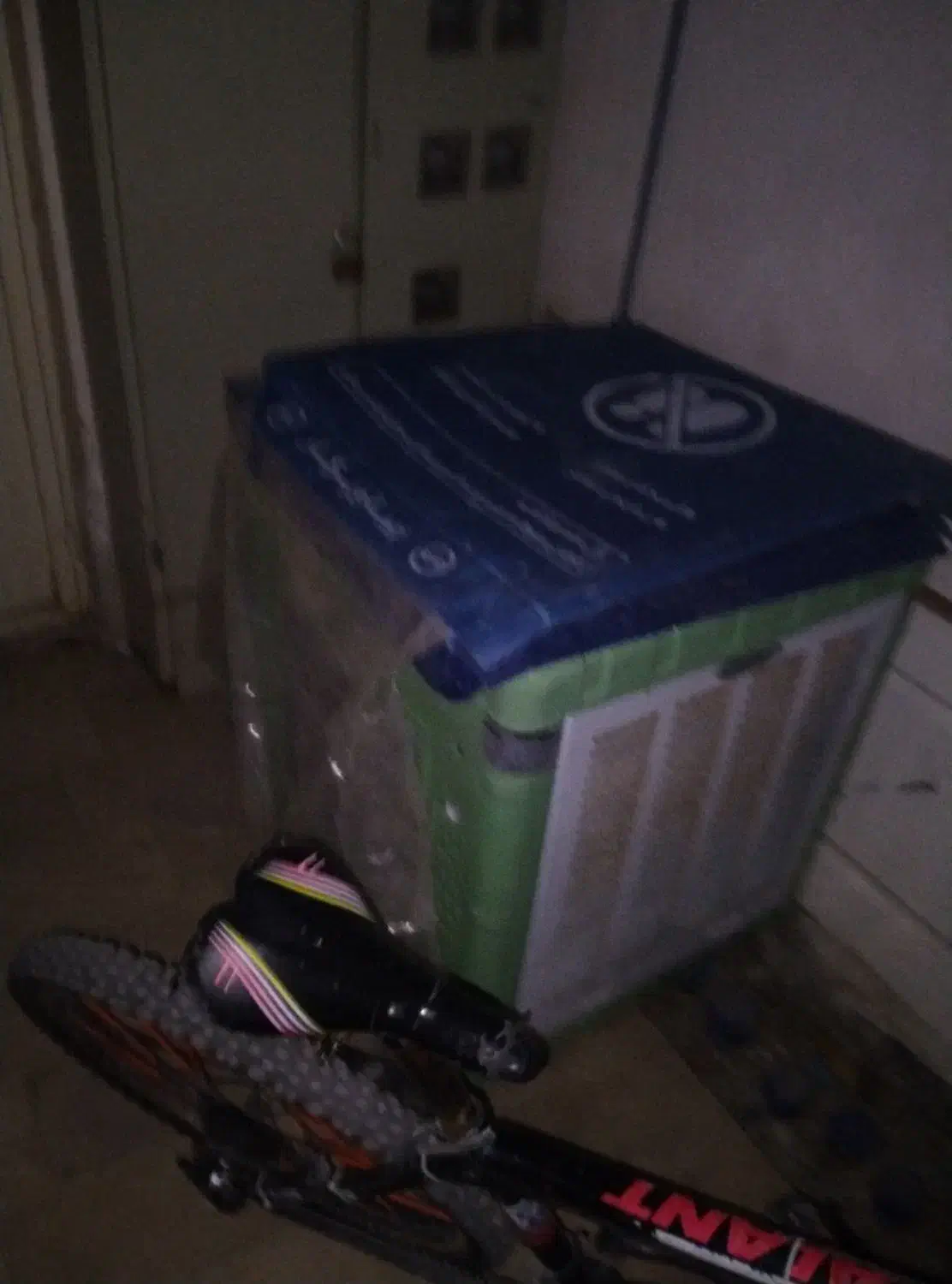 کولر آبی|کولر آبی|سقز, |دیوار