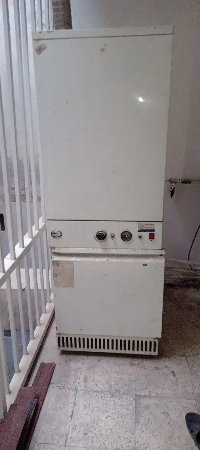 پکیچ ایستاده سالم به شرط|آبگرمکن، پکیج، شوفاژ|کرج, جهان‌شهر|دیوار