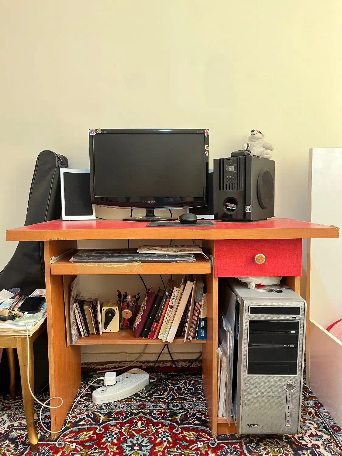 میز کامپیوتر|میز تحریر و کامپیوتر|ورامین, ورامین|دیوار