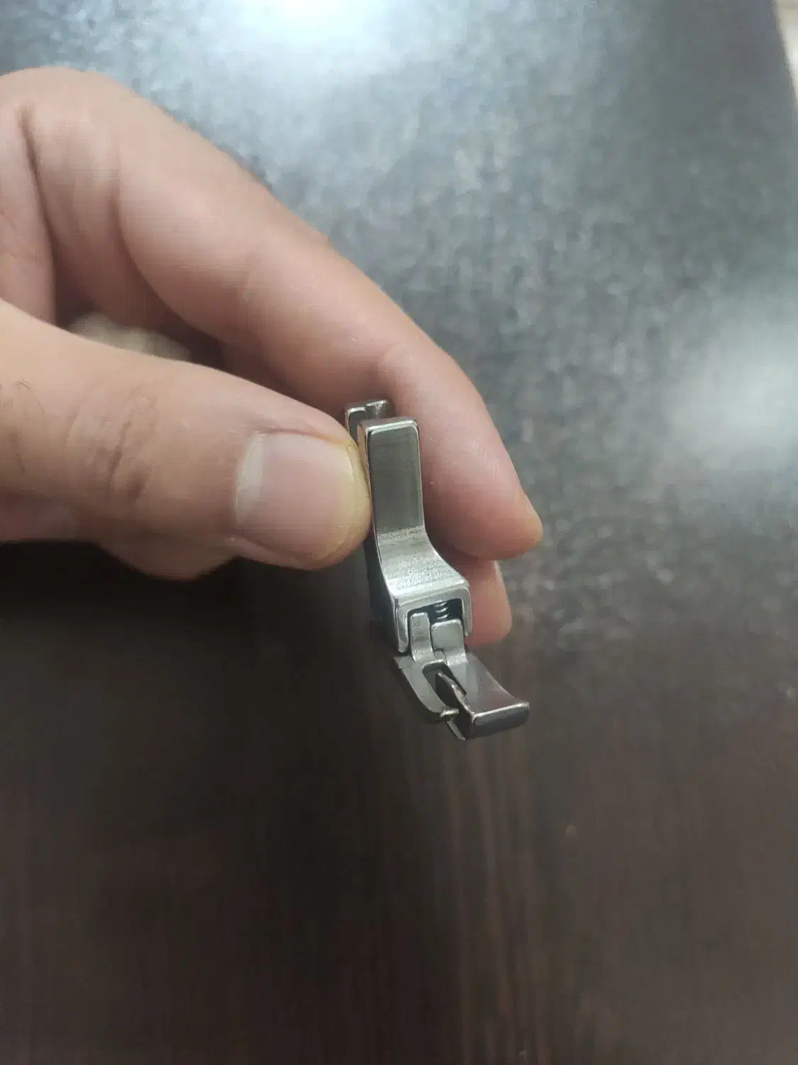 پایه یقه دوز|لوازم خیاطی و بافتنی|قم, چهل درخت|دیوار