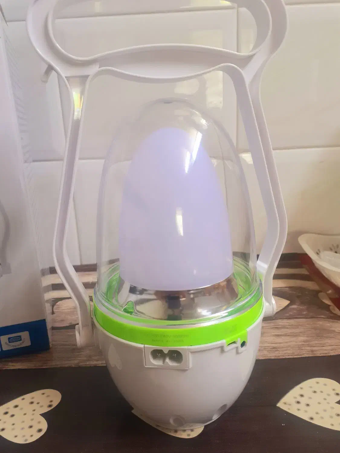 چراغ شارژی ولوم دار با نور عالی و شارژر دهی عالی|لامپ و چراغ|فسا, |دیوار