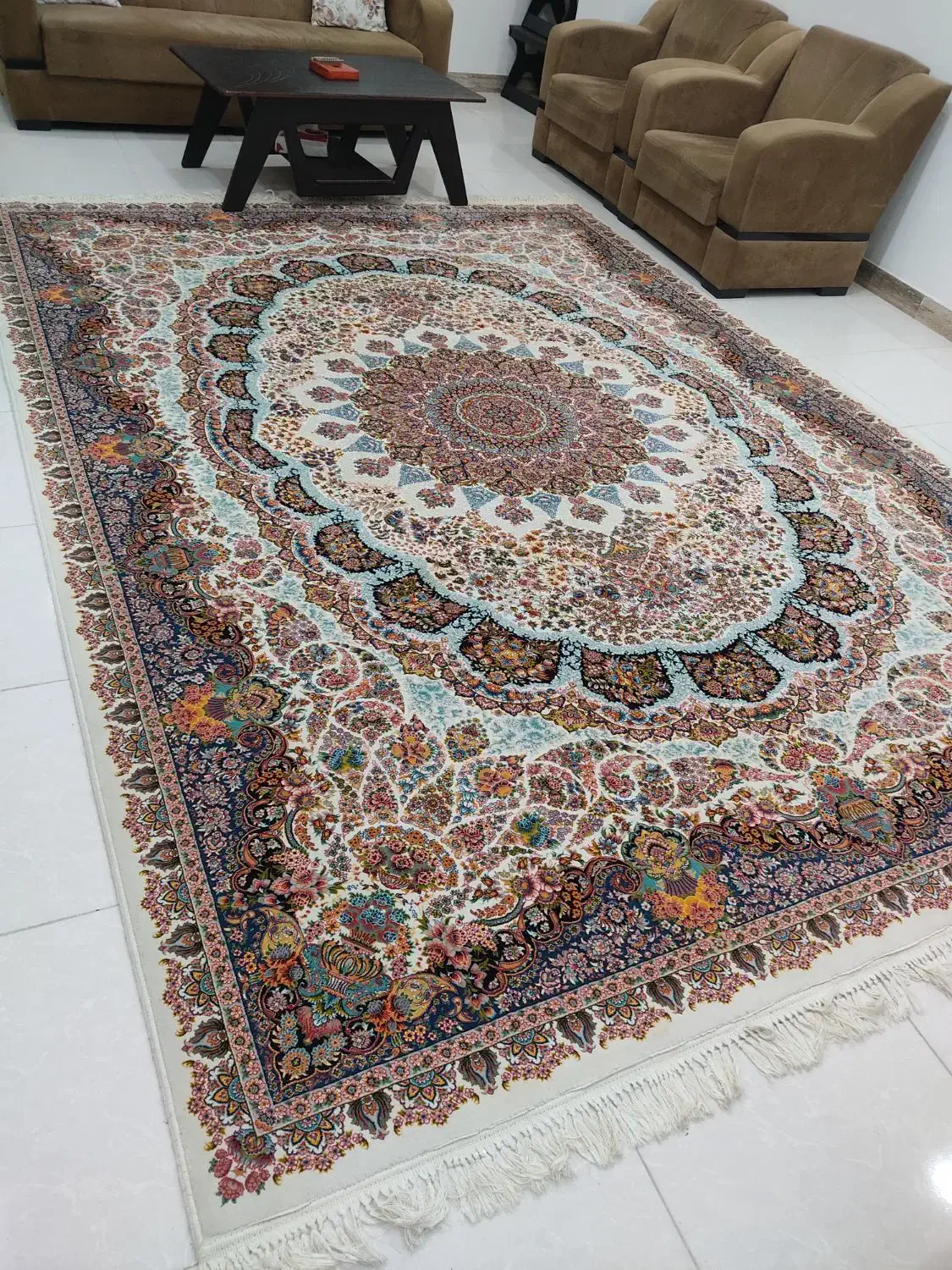 فرش 9 متری|فرش|رشت, یخسازی|دیوار