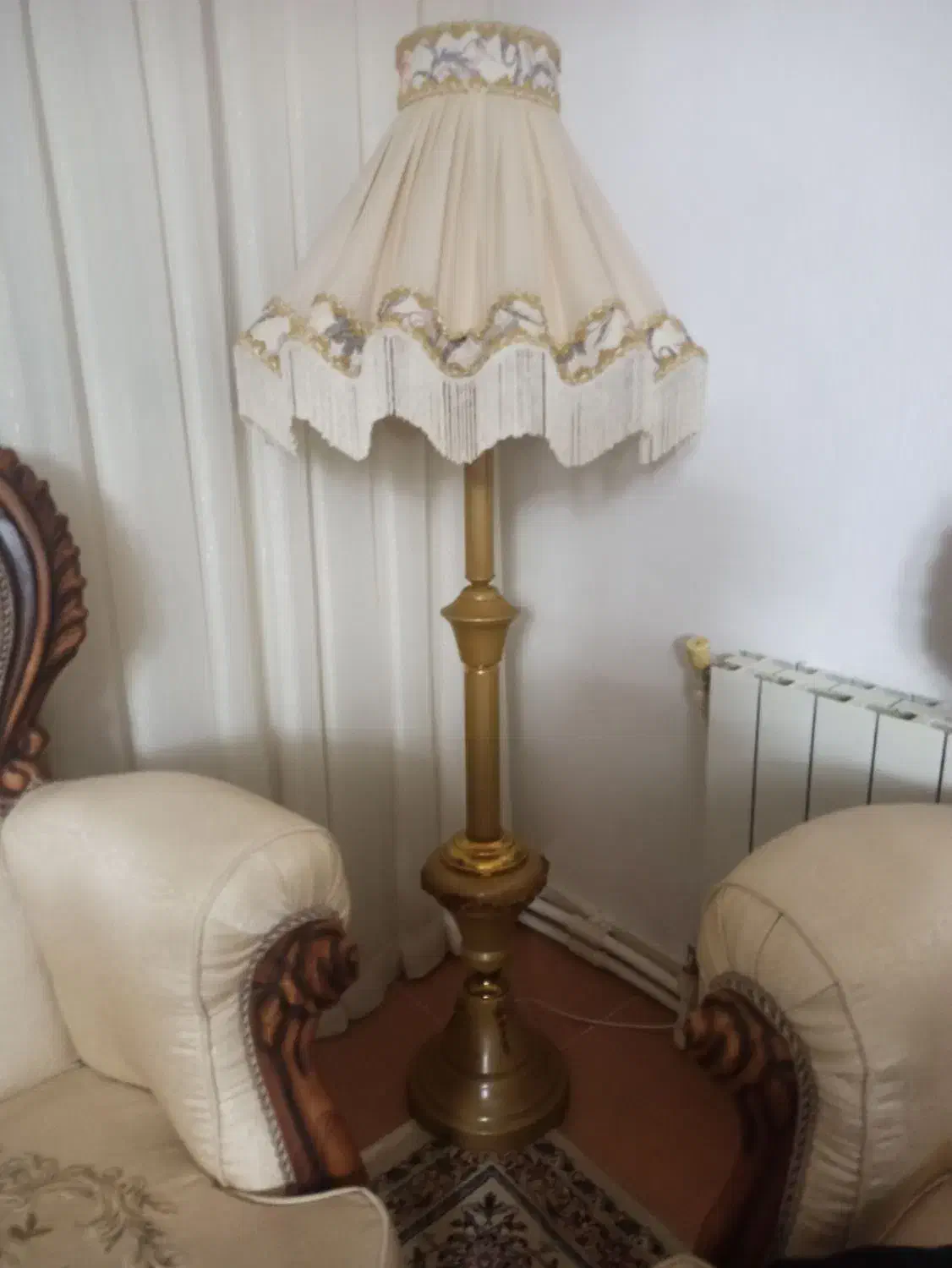 آباژور کنار سالنی|چراغ خواب و آباژور|اراک, |دیوار