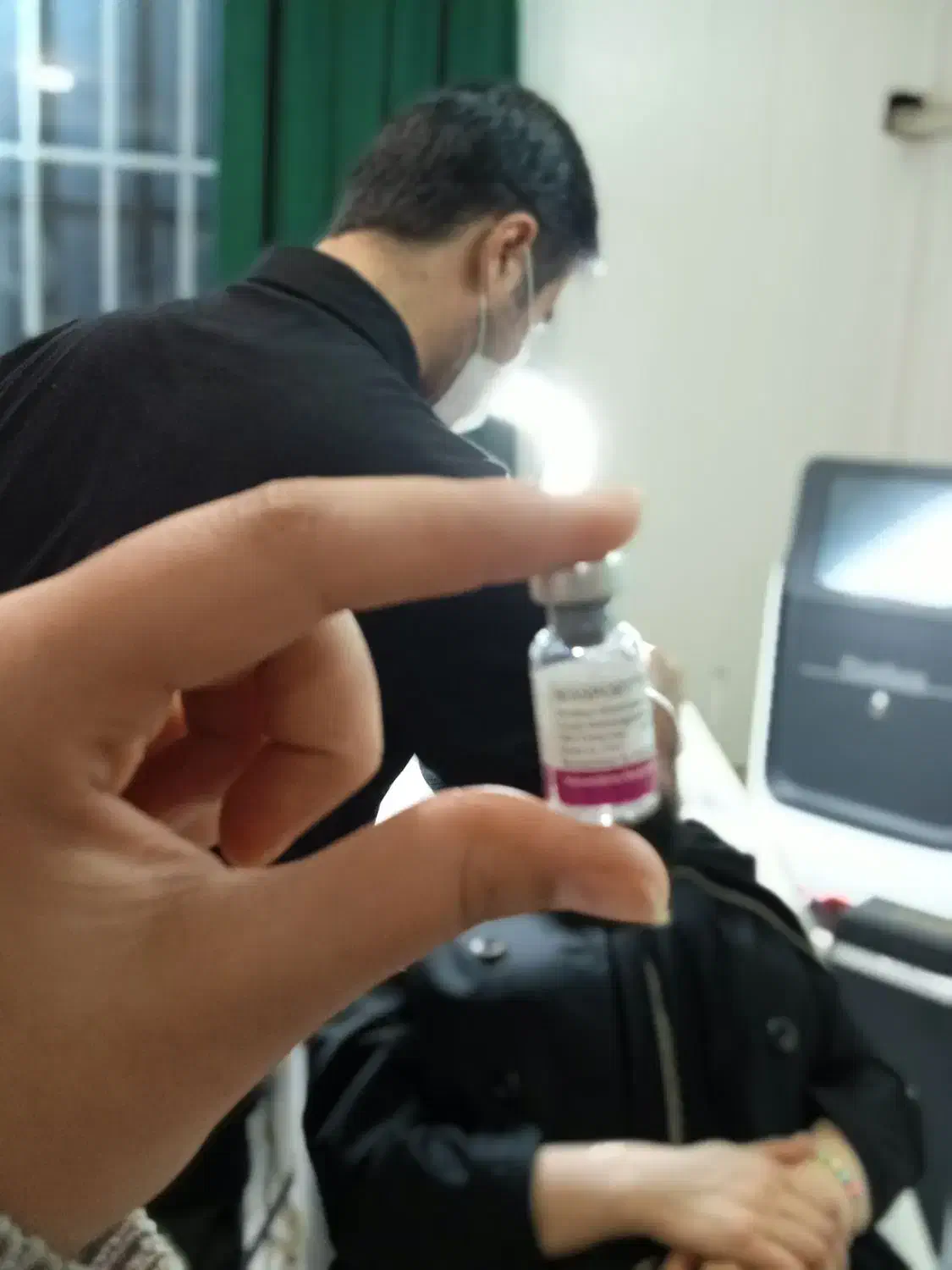 منشی مطب زیبایی|استخدام درمانی، زیبایی، بهداشتی|شاهین‌شهر, فردوسی|دیوار