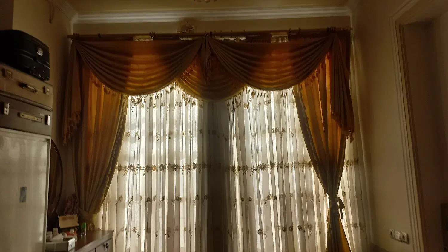 پرده دست دوم|پرده، رانر، رومیزی|یزد, |دیوار