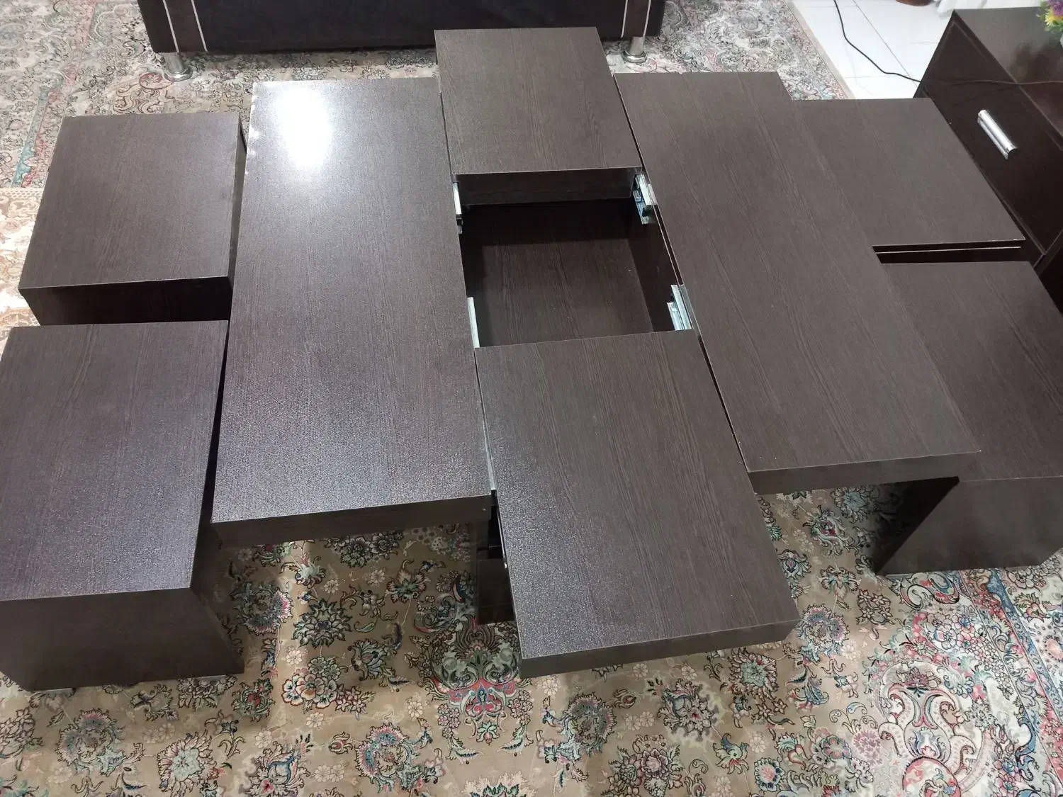 میز|مبلمان خانگی و میز عسلی|گلبهار, شهر جدید گلبهار|دیوار