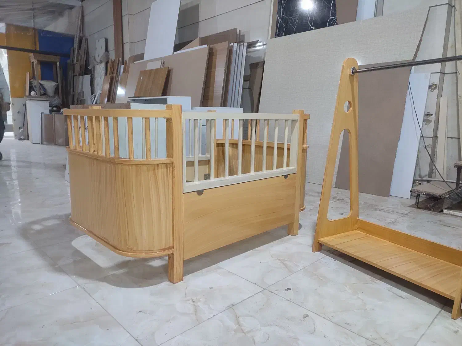 سرویس نوزاد|تخت و سرویس خواب|تربت‌حیدریه, پائین ولایت|دیوار