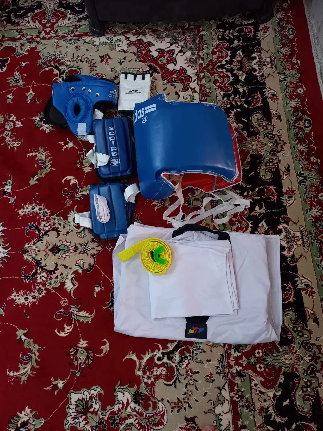 لباس ورزشی|تجهیزات ورزشی|سبزوار, فرهنگیان|دیوار