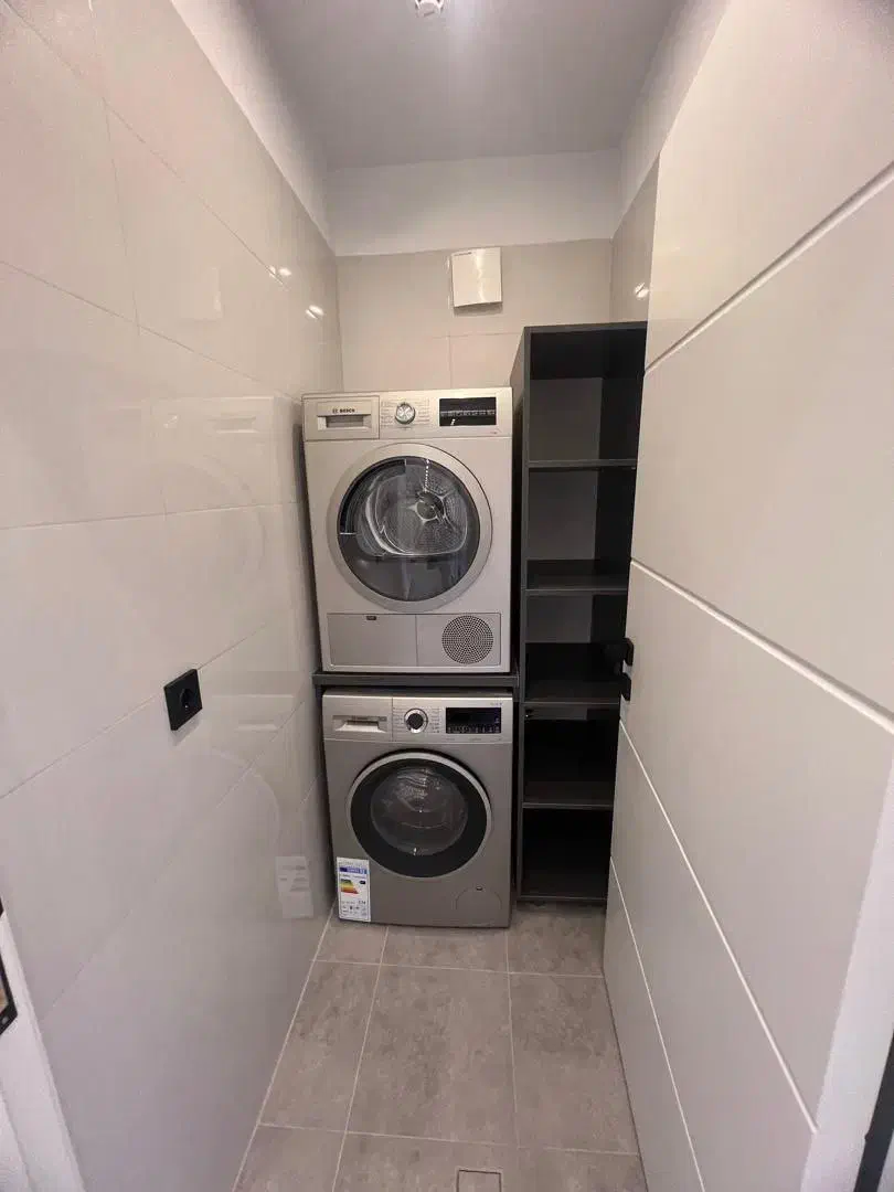 195متر نوساز/مشاعات هتلینگ/ویوی ابدی/سازه ای برند