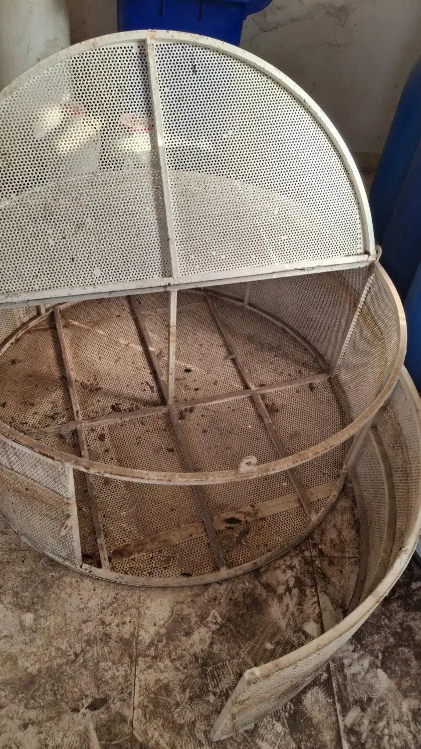 سبد آبکش فلزی بزرگ|ابزارآلات|باوی, |دیوار