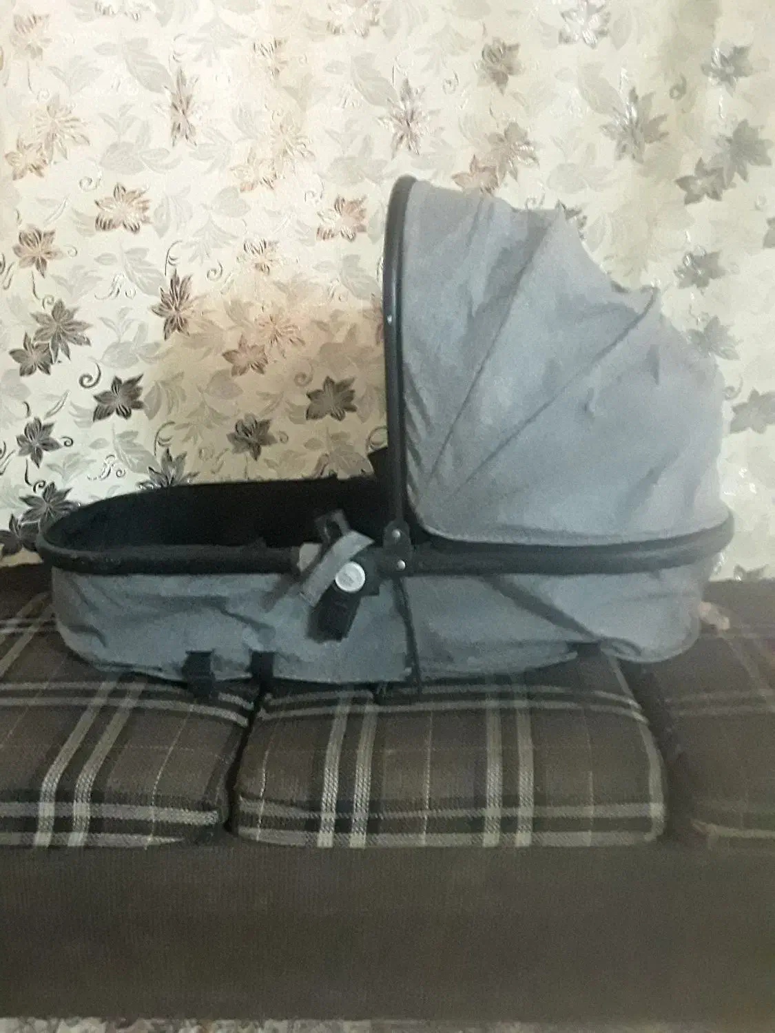 کالسکه هیرو دلیجان در حد نو|کالسکه و لوازم جانبی|قم, شاه احمد قاسم|دیوار