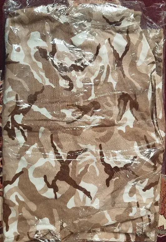 2 دست لباس سربازی نو|لباس|دوگنبدان, |دیوار