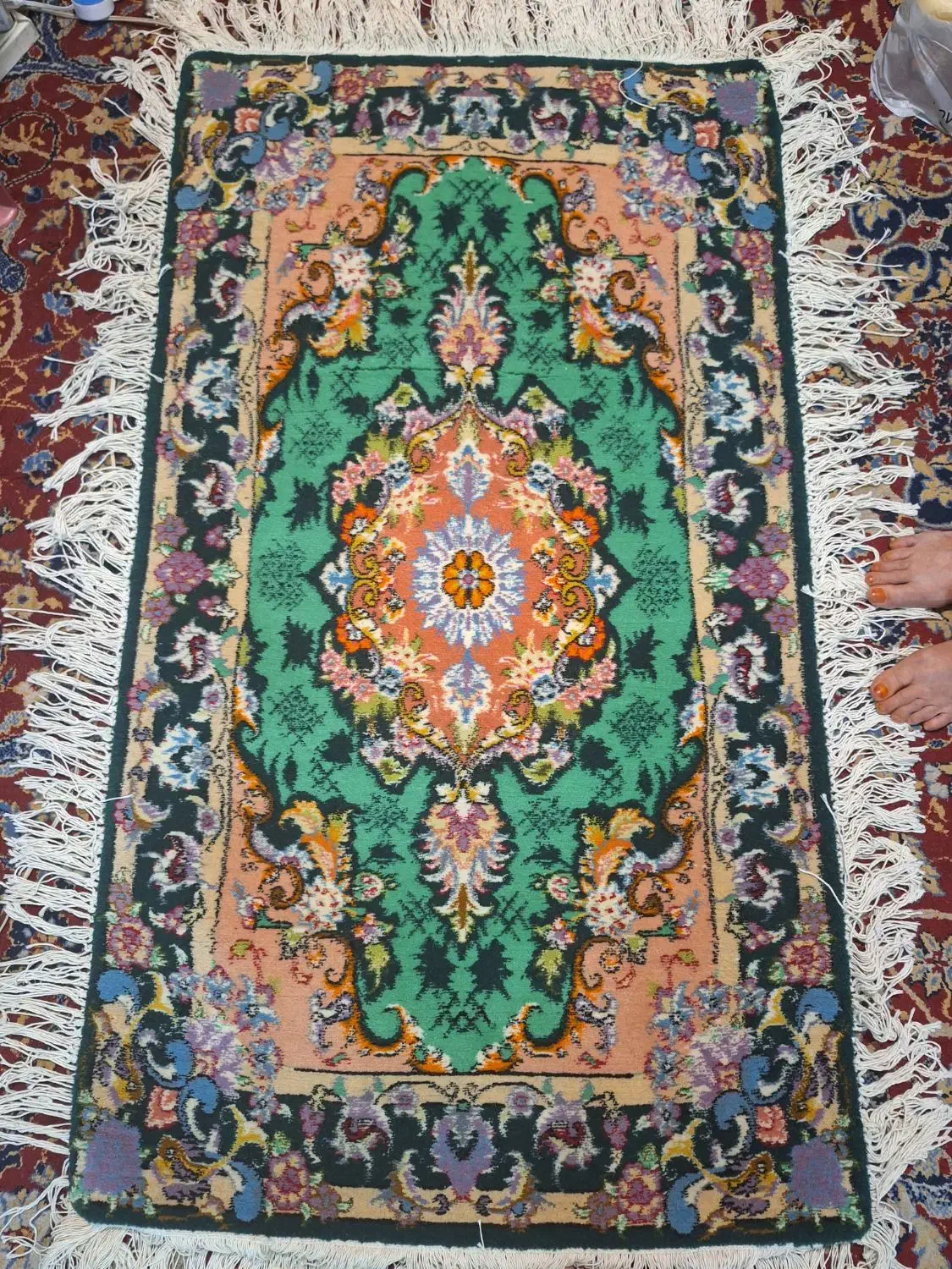 قالیچه دست بافت تک و نادر با رنگ خاص|فرش|ری, شهادت|دیوار