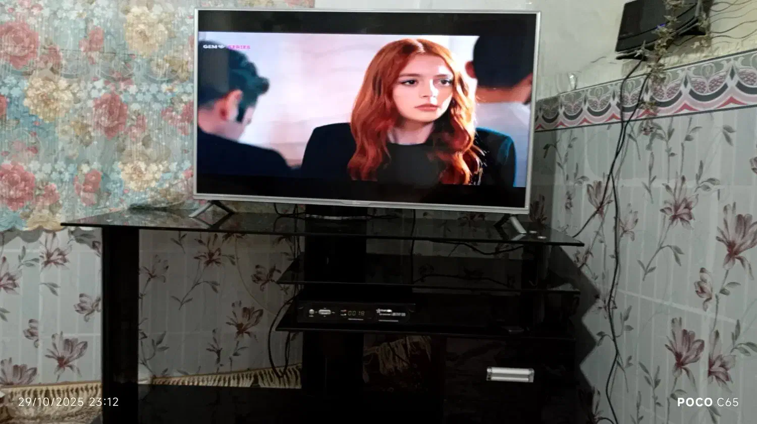 تلویزیون جی پلاس 42اینچ در حد|تلویزیون و پروژکتور|کرمانشاه, |دیوار