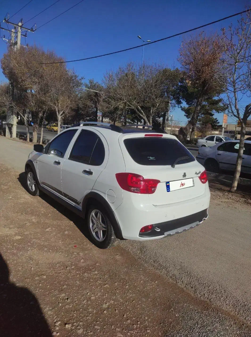 کوئیک R1401 سفید مشکی پارس خودرو|خودرو سواری و وانت|اصفهان, دهنو|دیوار