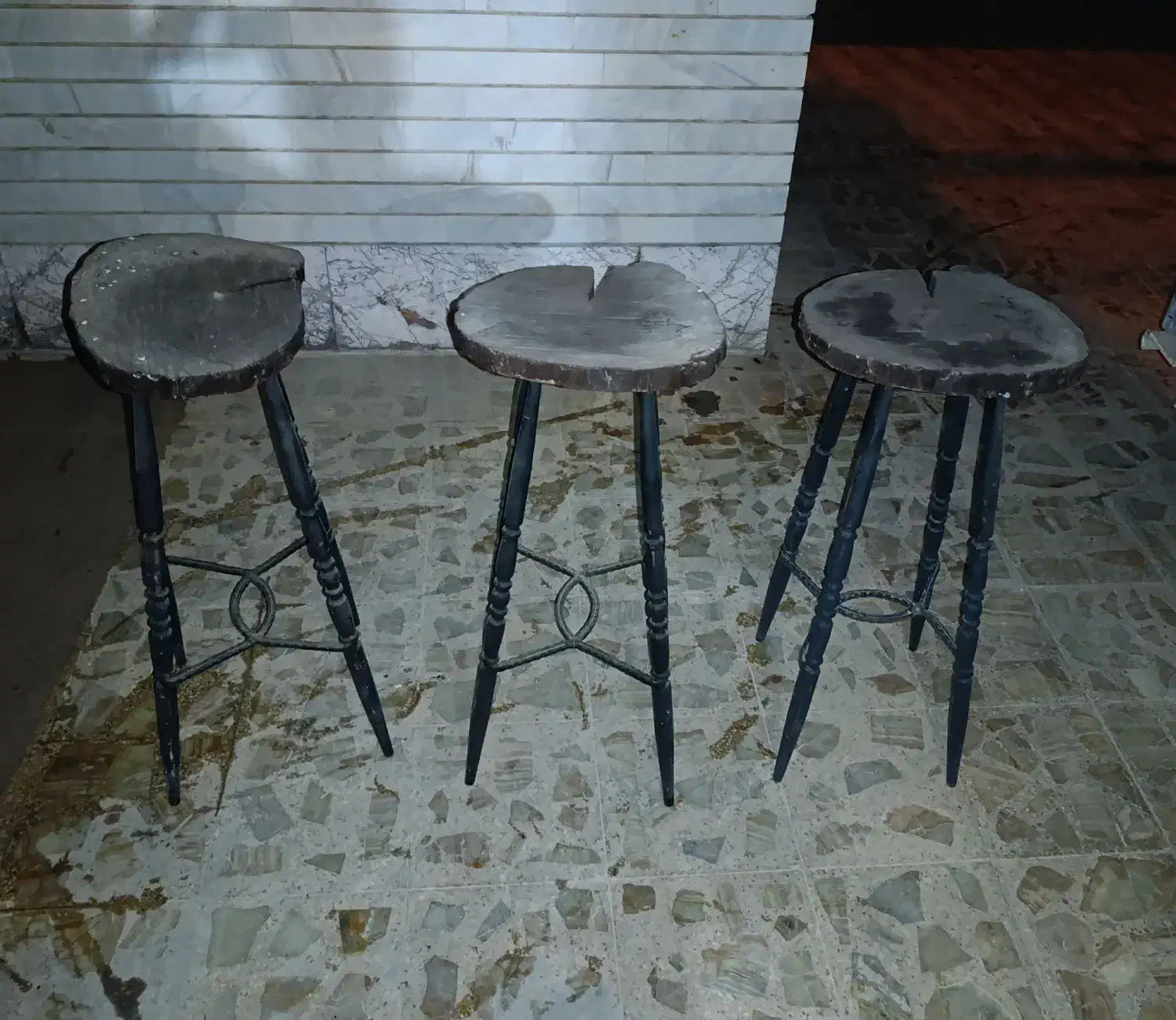 چوب لباس و صندلی اپن|جاکفشی، کمد، دراور|بهبهان, |دیوار