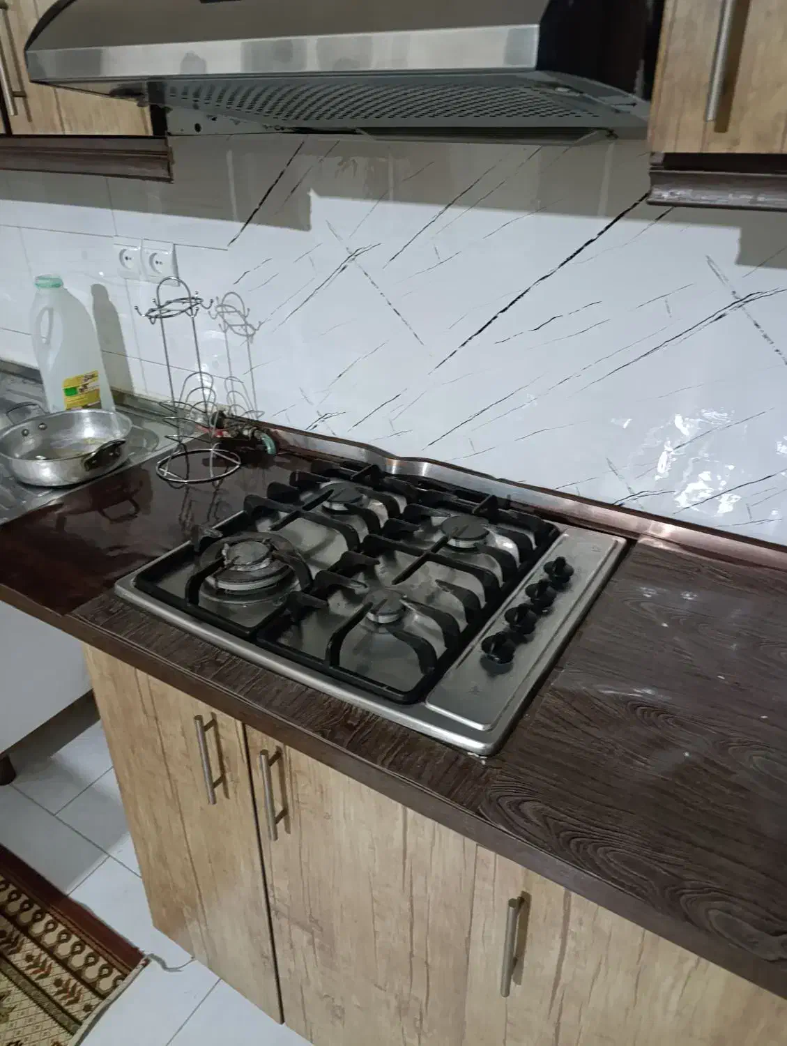 اجاره هفتگی وماهانه اپارتمان باوسایل ضروری درپرند|اجارهٔ کوتاه‌مدت آپارتمان و سوئیت|پرند, فاز ۴|دیوار