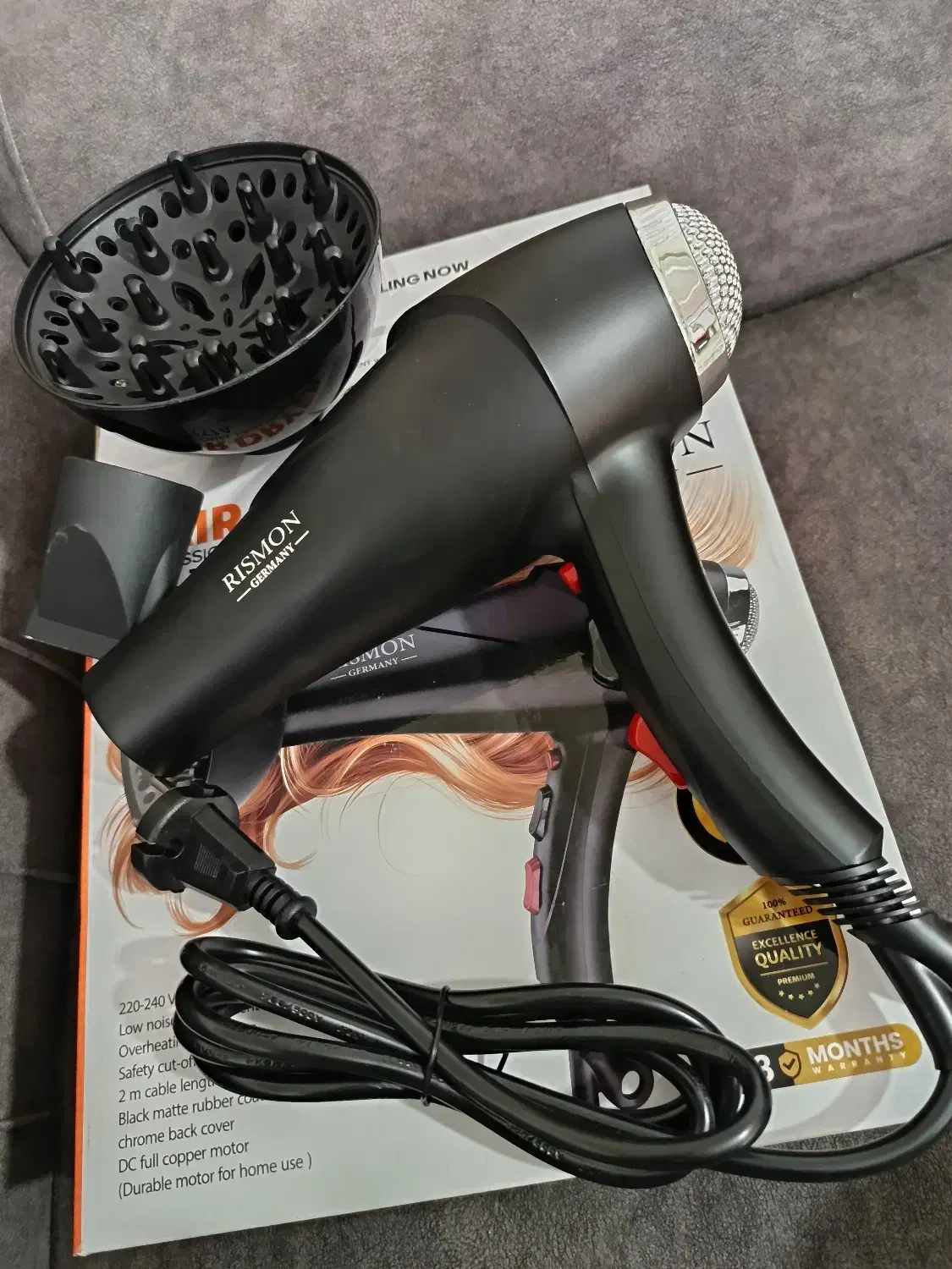 سشوار ریسمون سالنی و خانگی|آرایشی، بهداشتی، درمانی|هرسین, |دیوار