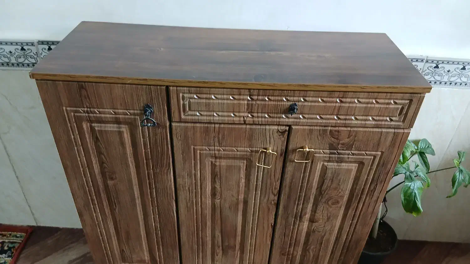 چاکفشی|جاکفشی، کمد، دراور|تبریز, |دیوار