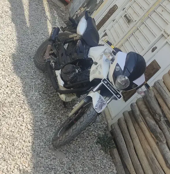 متور آپاچی مدارک تکمیل|موتورسیکلت|کرمانشاه, |دیوار