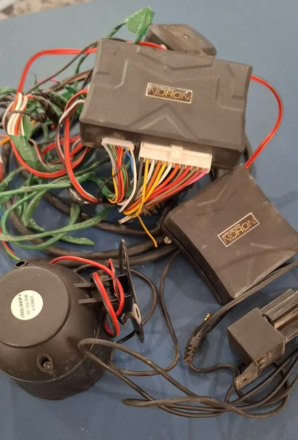 دزدگیر و ردیاب نورون|قطعات یدکی و لوازم جانبی|قدس, شهرقدس|دیوار