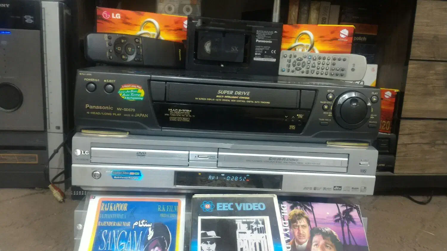 دوعددویدیودبل الجی وپاناسونیک باکنترل|پخشکننده DVD و ویدیو|ری, سیزده آبان|دیوار