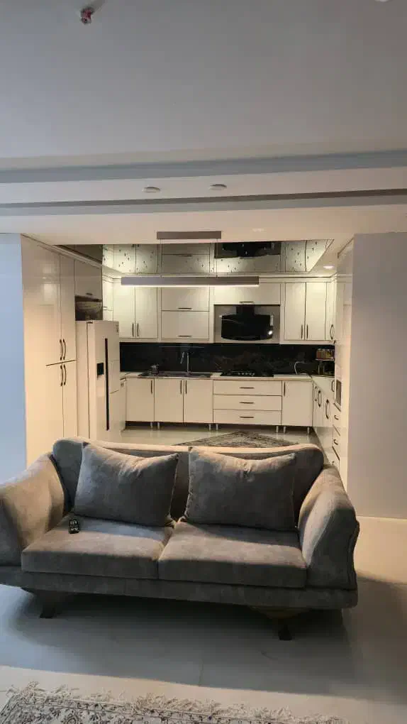 اپارتمان ۱۸۵ متری تک واحدی طبقه ۵|فروش آپارتمان|اصفهان, ملکشهر|دیوار