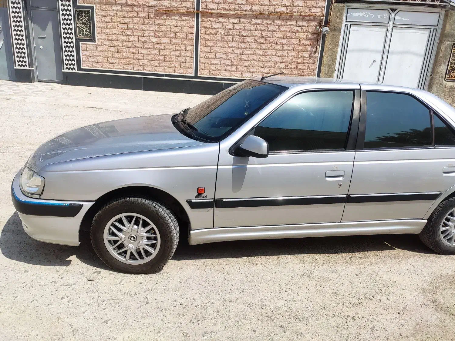 فروش پارس مدل ۸۳ استثنایی|خودرو سواری و وانت|قیروکارزین, |دیوار