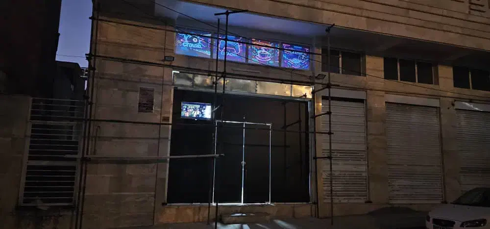 نصاب حرفه ای ماربل استیکرمش ترمو کفپوش نقاشی نصب|خدمات پیشه و مهارت|کرج, شهرک اوج|دیوار