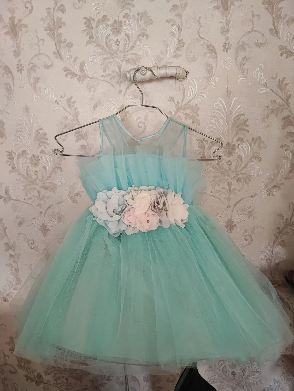 لباس پرنسسی|کفش و لباس بچه|محلات, |دیوار