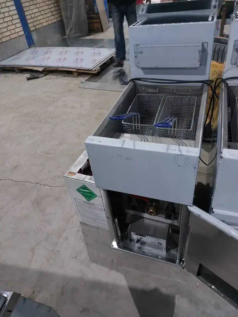 دیسپلی سرخ کن جوجه گردان فرریلی فرساندوچ هود اجاق|فروشگاه و مغازه|تهران, ایرانشهر|دیوار