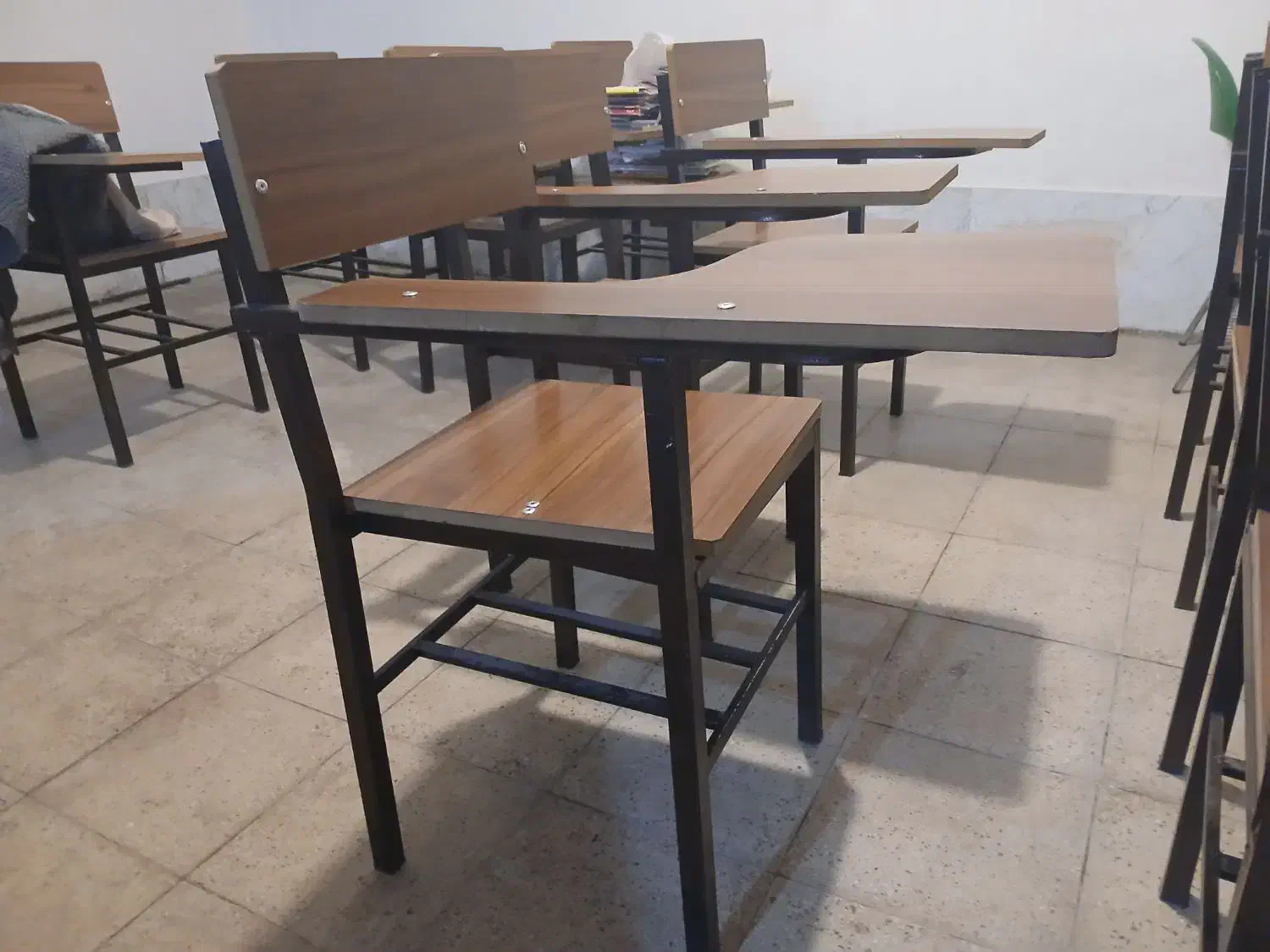 تعدادی صندلی دانشجویی|دفتر کار|لواسان, |دیوار