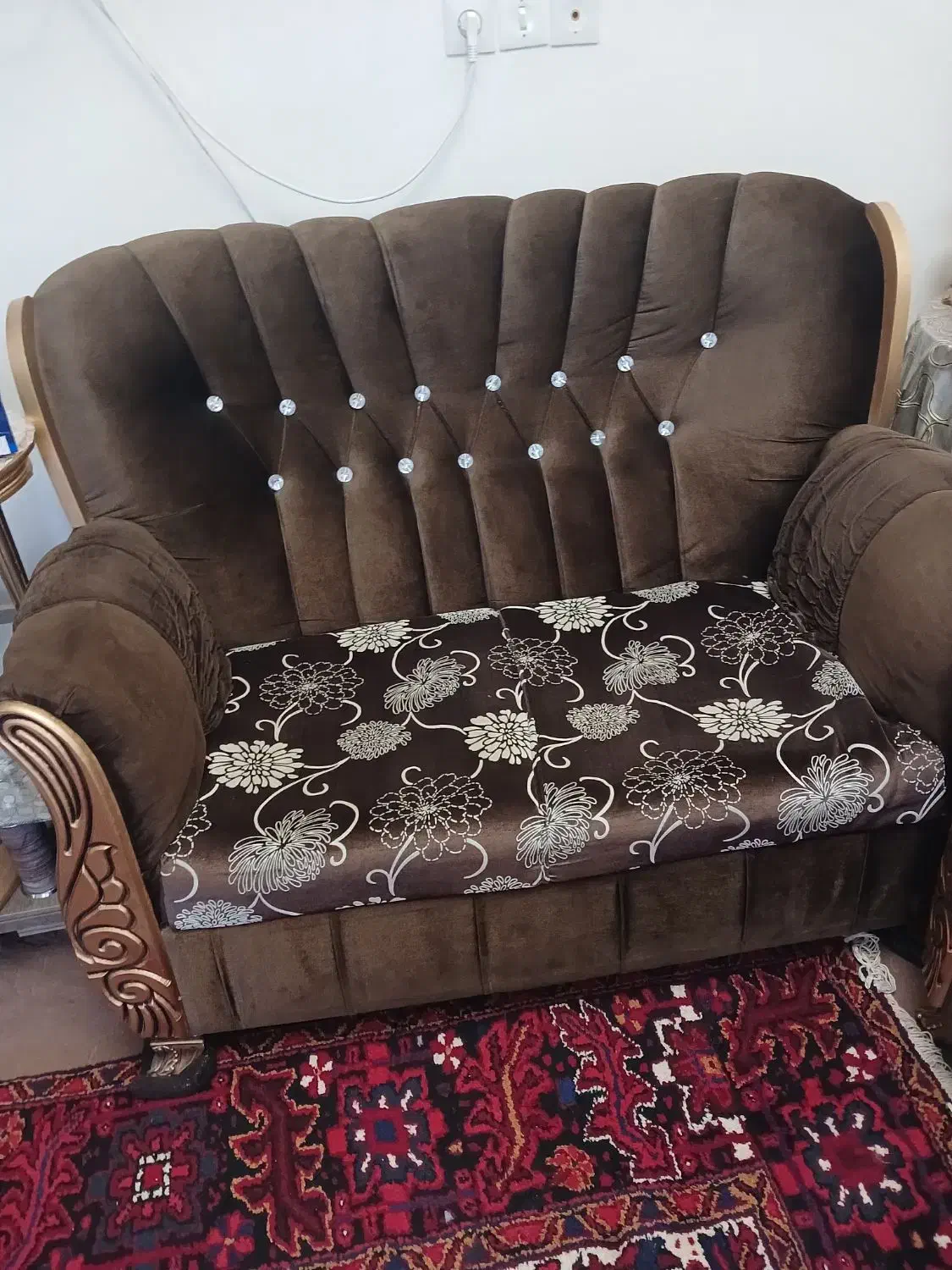 مبل ۷نفره|مبلمان خانگی و میز عسلی|اهر, |دیوار