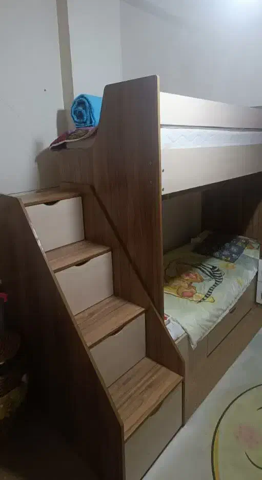 تخت دو طبقه نوجوان|تخت و سرویس خواب|قم, پردیسان|دیوار