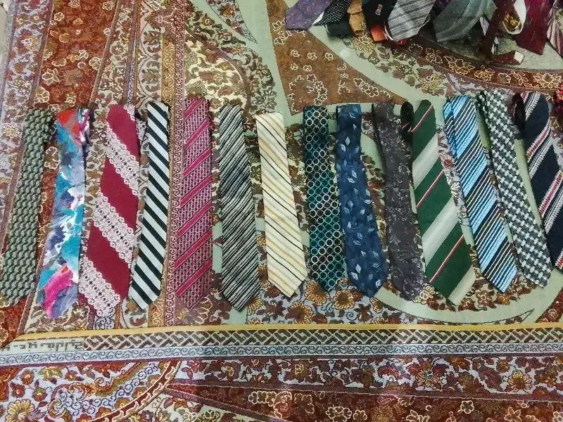 کروات|لباس|زاهدان, |دیوار