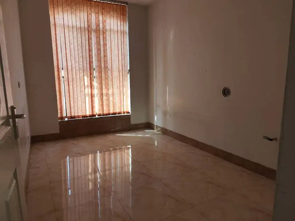 رهن منزل دو خوابه در شهید همتی|اجارهٔ خانه و ویلا|شیراز, کوشک میدان|دیوار