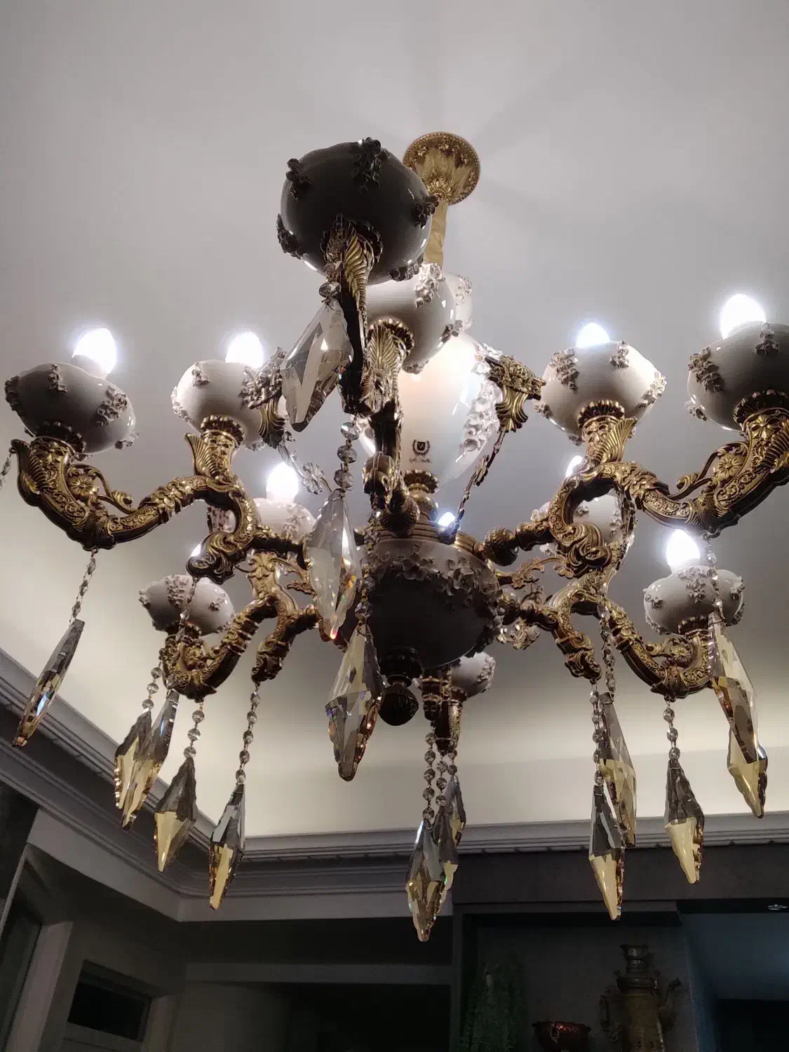 لوستر چینی برنزمدل پانیزدوازده شعله|لوستر و چراغ آویز|تبریز, |دیوار