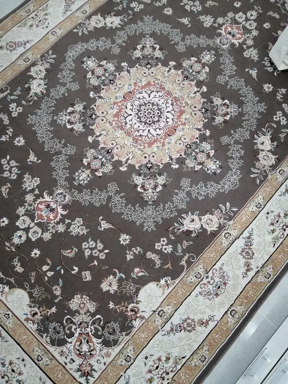 دو تخته فرش نه متری|فرش|کرمانشاه, |دیوار