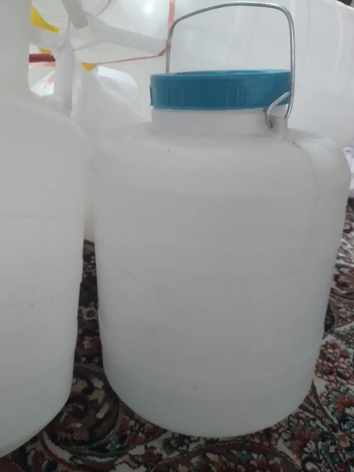 بشکه های بزرگ|ظروف نگهدارنده، پلاستیکی، یکبارمصرف|ایذه, |دیوار