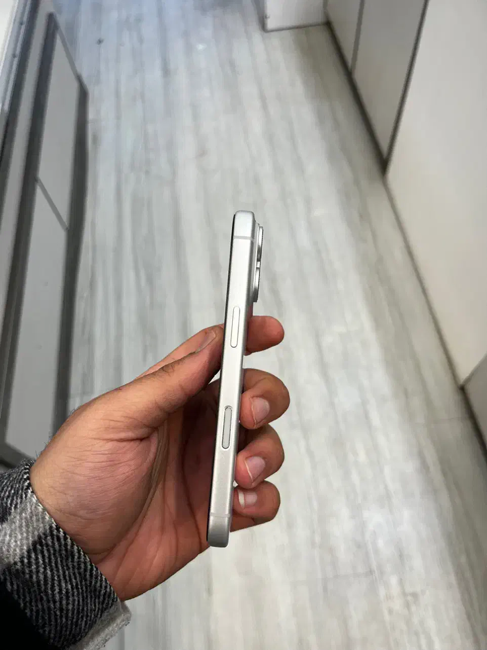 ایفون ۱۷ پرو ۲۵۶ za|موبایل|اصفهان, جلفا|دیوار