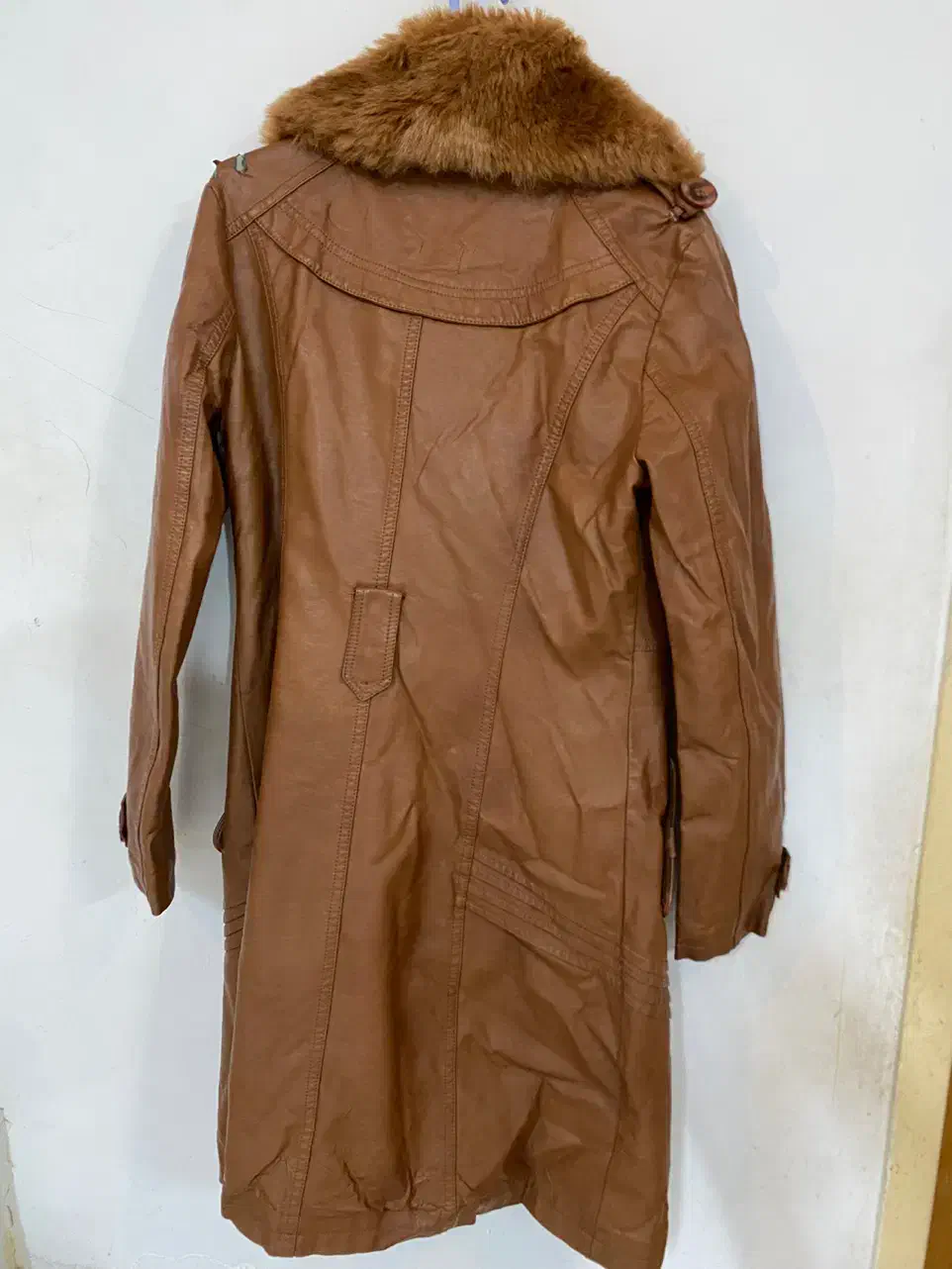 پالتو چرم زنانه|لباس|تربت جام, فاز ۲ فرهنگیان|دیوار